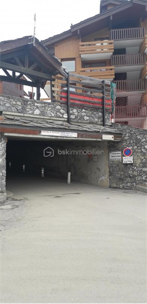 parking à la vente -   73260  LES AVANCHERS VALMOREL, surface 0 m2 vente parking - UBI448499453